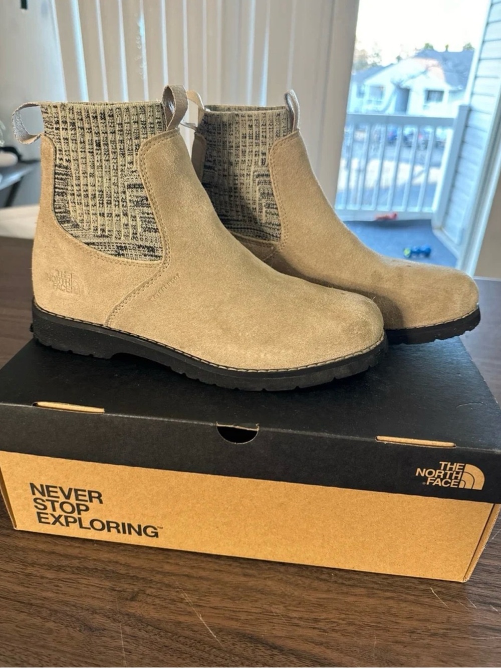 The North Face Women's Ballard III Chelsea Waterproof Boots